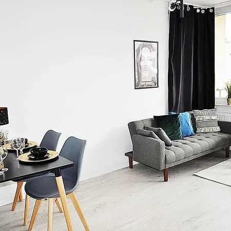 M11 Outstanding With Balcony Appartement Warschau